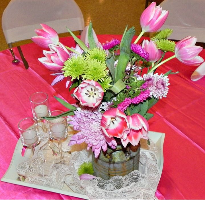 Tablescape centerpiece for Cherry Blossom theme event.intelligentdomestications.com