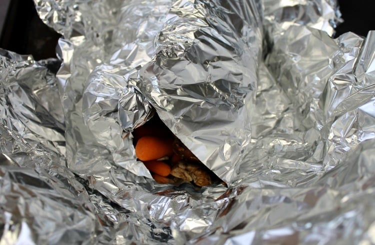 How to make a Foil Pack Chicken Dinner at home. Our Foil packet Chicken Dinner recipe was inspired by Cracker Barrel. You can make this easy dinner recipes in the oven at home or on the grill at home or camping. #foilpack #foilpacketmeal #Chickenrecipe #campingfood