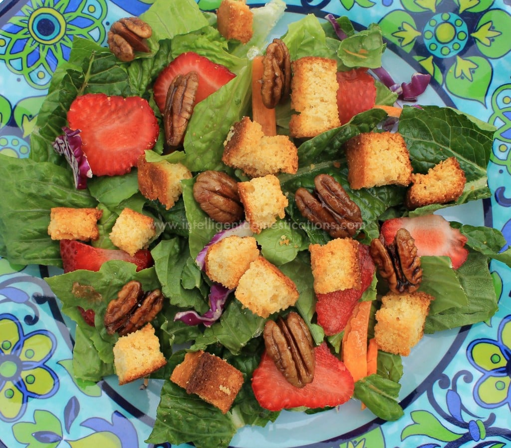 How to make Sweet & Salty Candied Pecans for salads and snacking. Also a delicious party food. Only 4 ingredients. #pecanrecipe Top your salad with Sweet & Salty Candied Pecans and Cornbread Croutons for a burst of flavor. Recipes at www.intelligentdomestications.com