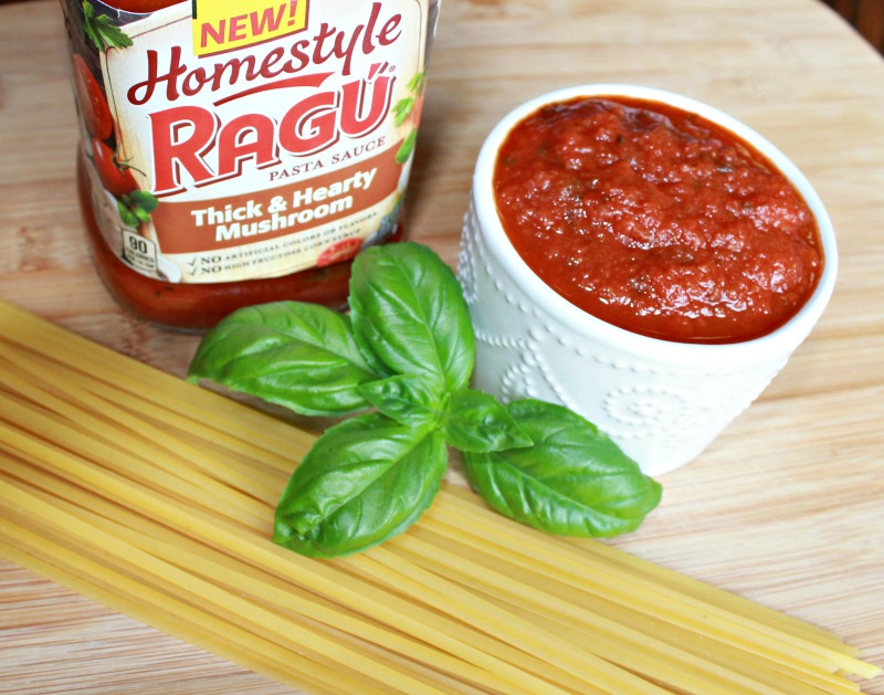 Stovetop Grilled Easy Chicken Parmigiana Recipe with only 6 ingredients. Ready in 30 minutes. A delicious restaurant quality weeknight meal idea #chickenrecipe #weeknightmeal Stovetop Grilled Easy Chicken Parmigiana Recipe with only 6 ingredients. Ready in 30 minutes. A delicious restaurant quality weeknight meal idea #chickenrecipe #weeknightmeal