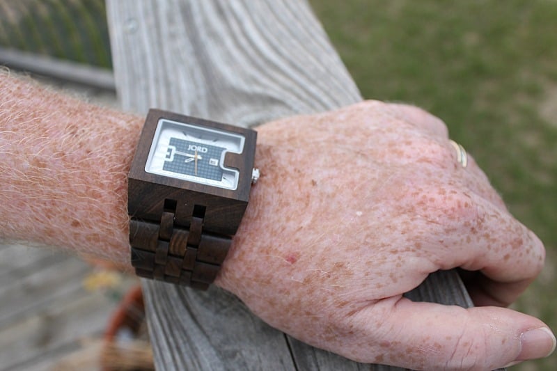 unique-gifts-for-men-jord-wooden-watches