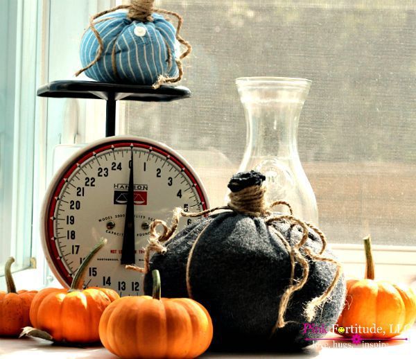 no-sew-fabric-pumpkins-at-pink-fortitude