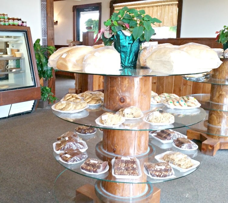 the-bakery-at-the-mennonite-restaurant-in-montezuma-ga