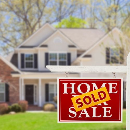 Seller's Complete Checklist of things to do when preparing your house for sale