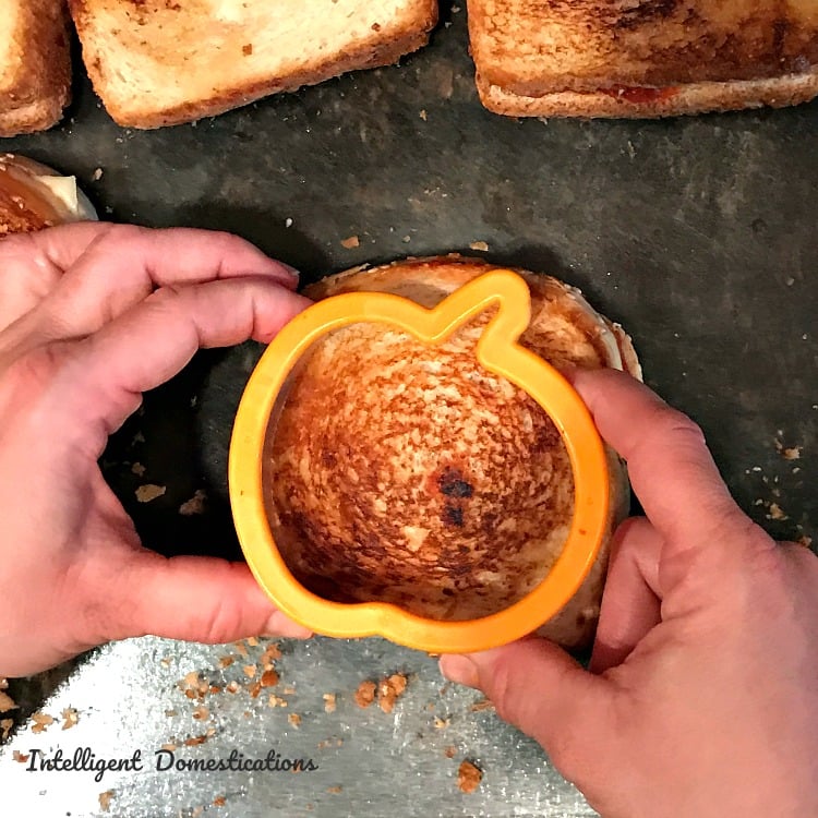 Our Peanuts®️️️️️️Great Pumpkin Halloween party was super fCharlie Brown Theme Halloween party ideas for a not so scary Halloween. Includes Free printable invitations, the food we served and our not so scary Halloween party decorations. ad #charliebrown #halloween #halloweenparty Our Peanuts®️️️️️️Great Pumpkin Halloween party was super fCharlie Brown Theme Halloween party ideas for a not so scary Halloween. Includes Free printable invitations, the food we served and our not so scary Halloween party decorations. ad #charliebrown #halloween #halloweenparty