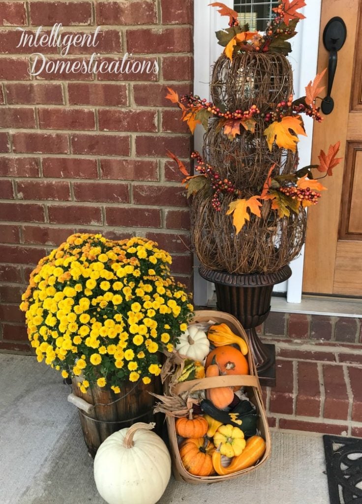 Fall Front Porch Tour. Fall front porch decor ideas. Fall porch decor.