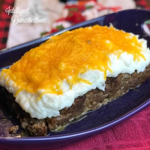 Cheesy Mashed Potato Topped Meatloaf