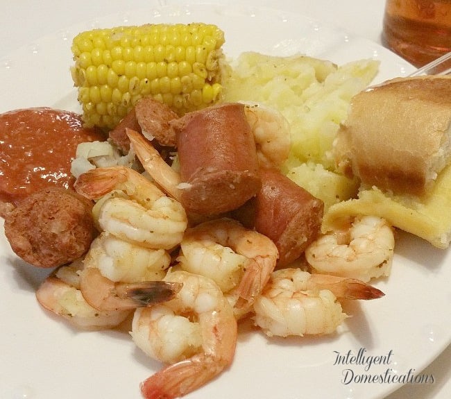 Low Country Shrimp Boil Easy Recipe. How to cook a Low Country boil. Low Country Boil. Shrimp Boil.