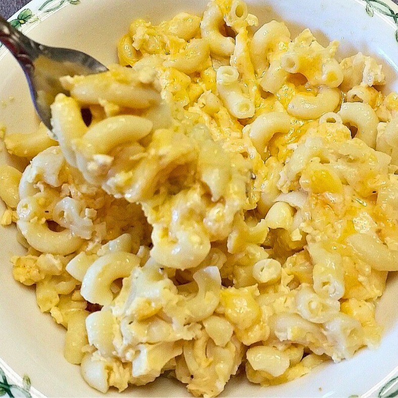 Macaroni and cheese in a bowl