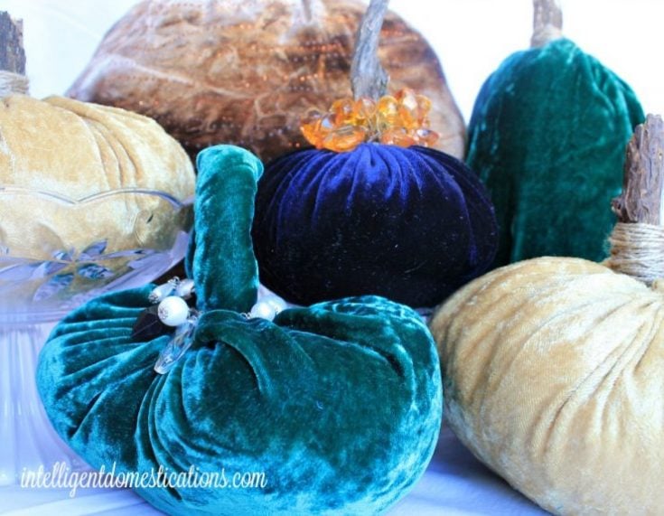 Image for How To Hand Sew Velvet Pumpkins