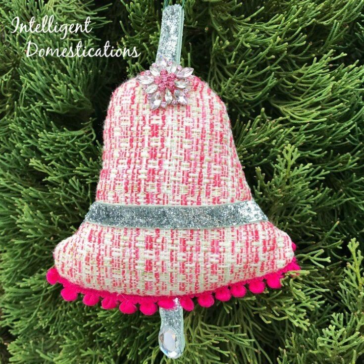 Image for Easy To Make Christmas Bell Fabric Ornament