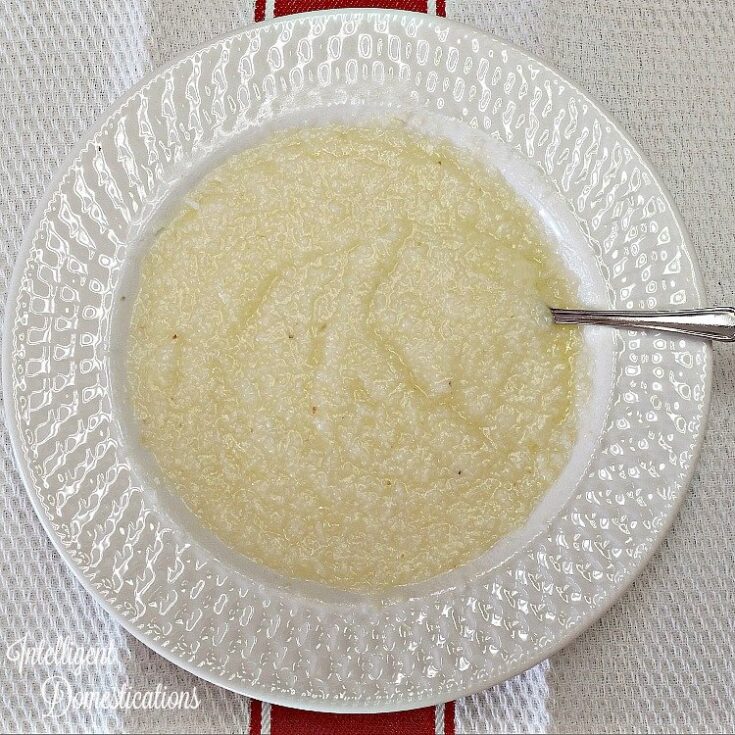 grits in a bowl