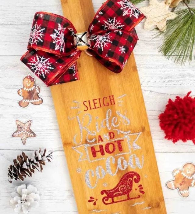 DIY Hot Cocoa Bar Sign with Cricut