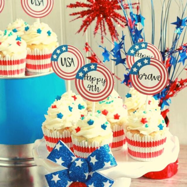 Patriotic Cupcake Toppers made using Cricut